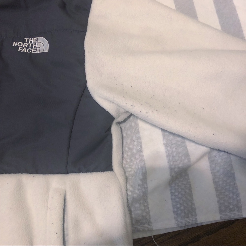 North Face Zip Jacket - Picture 4 of 6